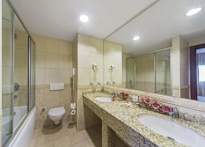 فندق آرتس تقسيم